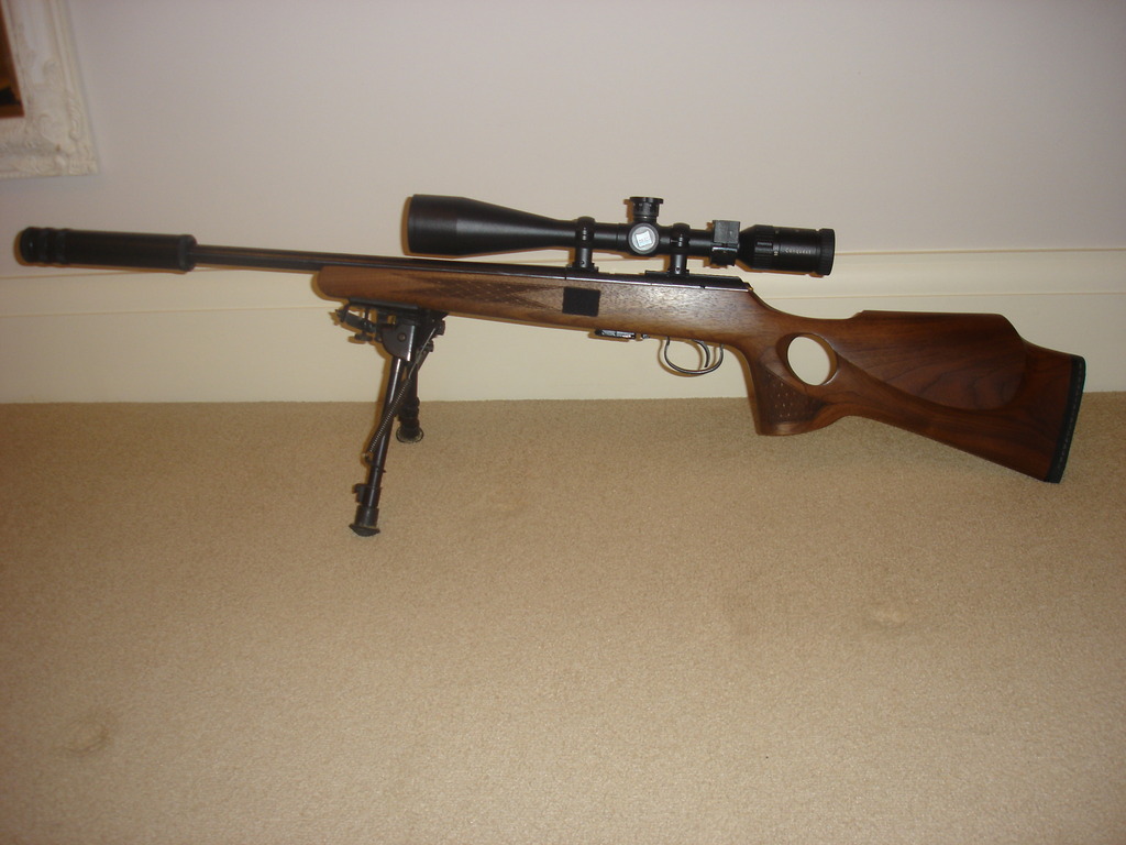 Anschutz , anshultz 1517 thumbhole HMR, .17 HMR, Used - Mint Condition ...