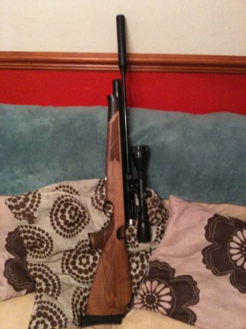 Air Arms, S410 carbine walnut thumbhole, .177, Used - Mint Condition ...